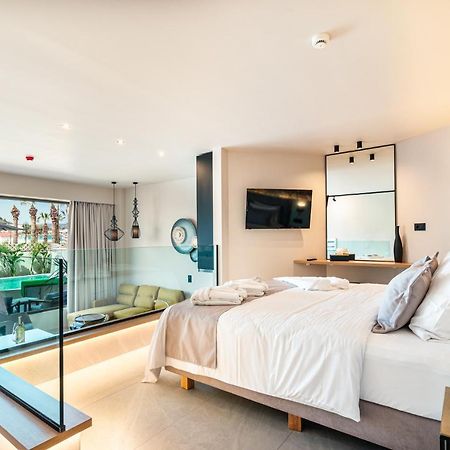 Pathos Seaside Suites ฟาลิรากี ภายนอก รูปภาพ